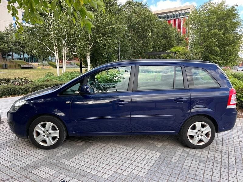 Blue Used 2014 Vauxhall Zafira MPV | £1,350 (Super price) - Image 1/4