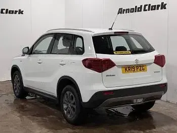 Used Suzuki Vitara SZ4 111 HP (81 kW) 2019 White SUV