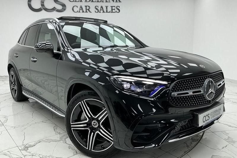 Used Mercedes GLC300 AMG Line Premium 258 HP (189 kW) 2025 SUV