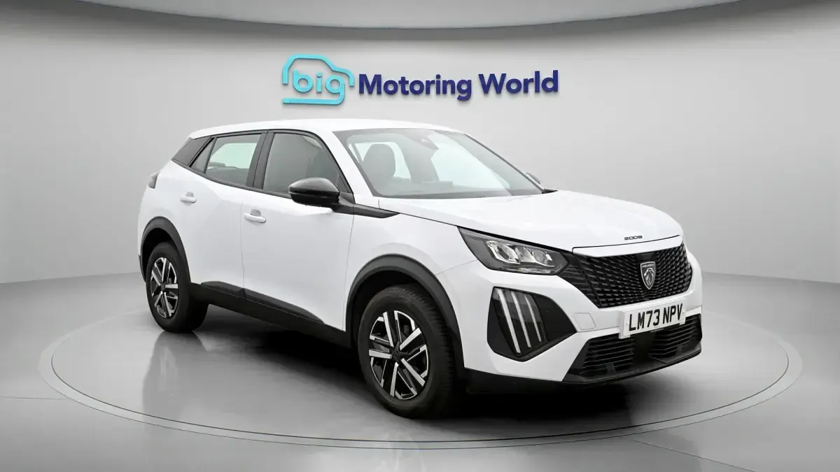 Gebraucht Peugeot 2008 Active 101 PS (74 kW) 2023 SUV