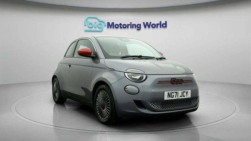 Used 2021 Fiat 500e Red Hatchback | £12,000 (Fair price) - Image 1/4