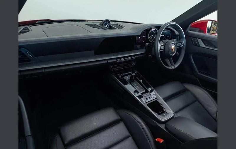 Used Porsche 911 379 HP (278 kW) 2023 Red Cabriolet