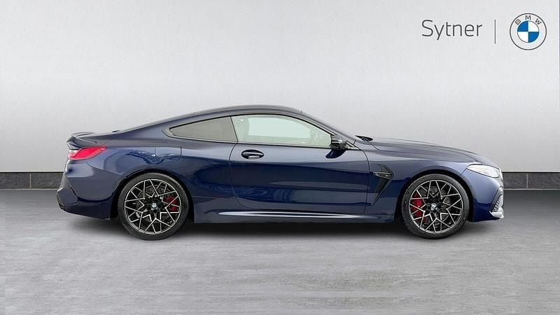 Begagnad BMW M8 Competition Edition 616 HK (453 kW) 2023 Blå Sportkupé