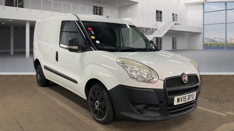 White Used 2015 Fiat Doblò MPV | £2,995 (Super price) - Image 1/4