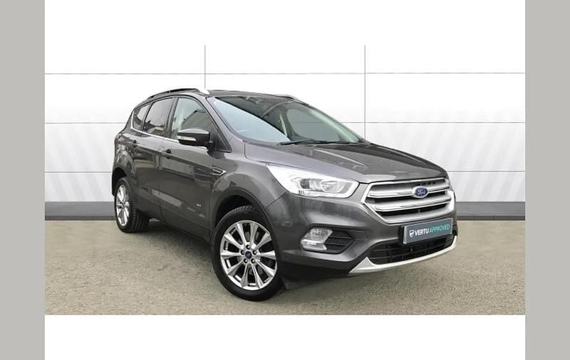 Begagnad Ford Kuga Titanium 180 HK (132 kW) 2019 Grå SUV
