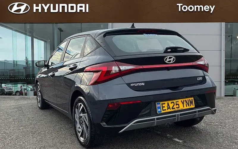Used Hyundai i20 Advanced 101 HP (74 kW) 2025 Grey Hatchback