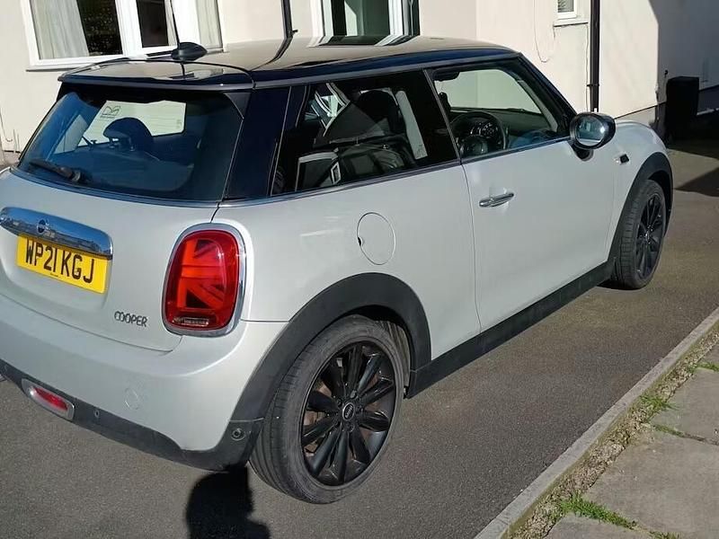 Used Mini Cooper Classic 2021 Silver Hatchback