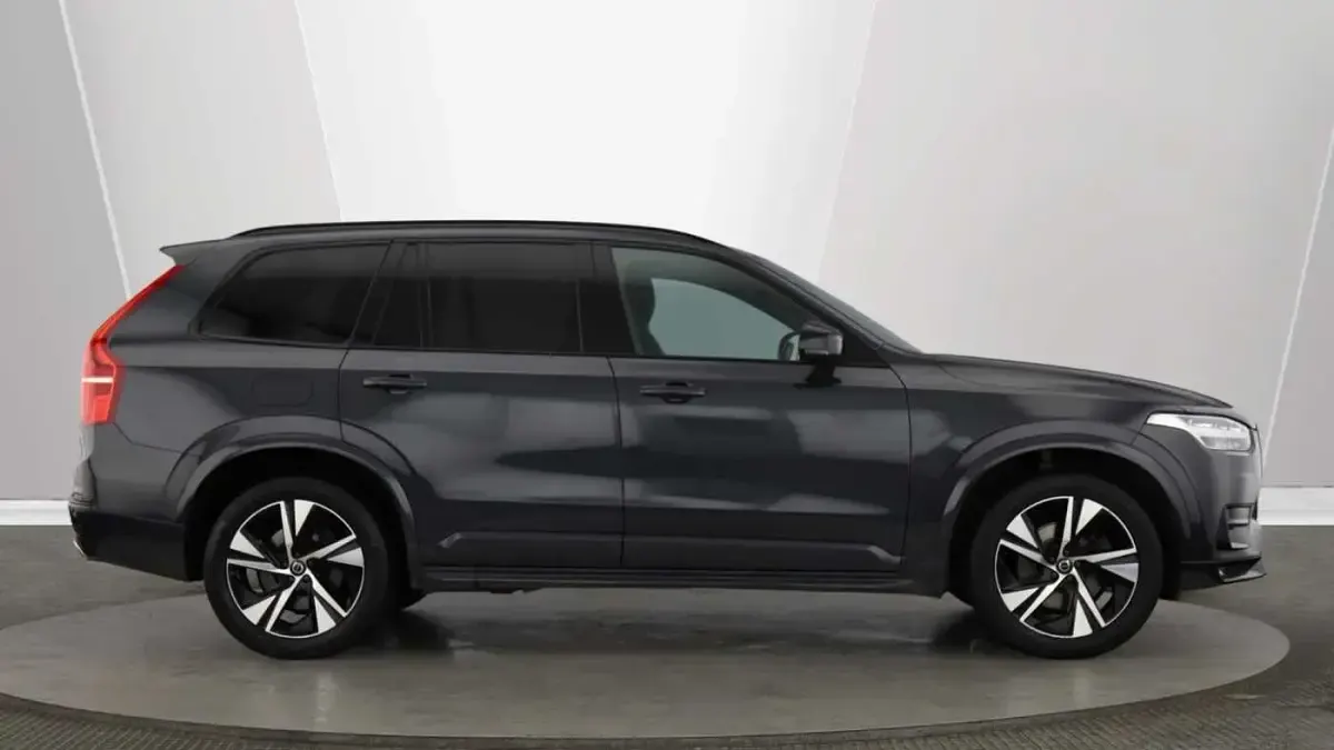 Used Volvo XC90 R-Design 235 HP (172 kW) 2021 Grey SUV