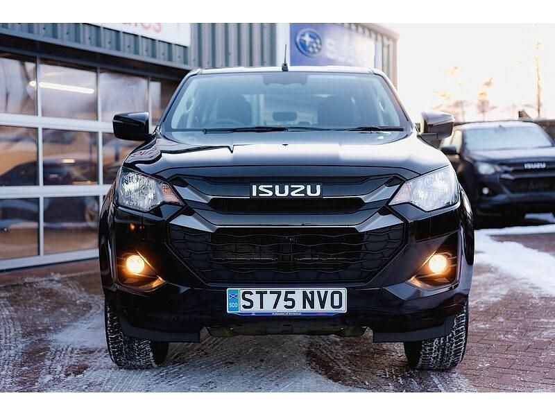 New Isuzu D-Max 2025 Onyx black mica Pickup