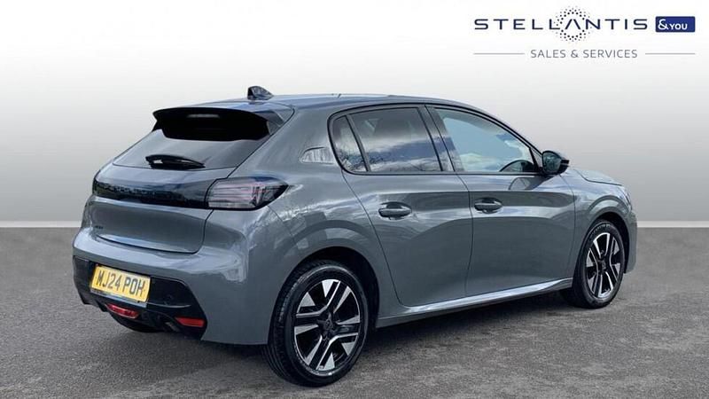 Used Peugeot 208 Allure 101 HP (74 kW) 2024 Grey Hatchback