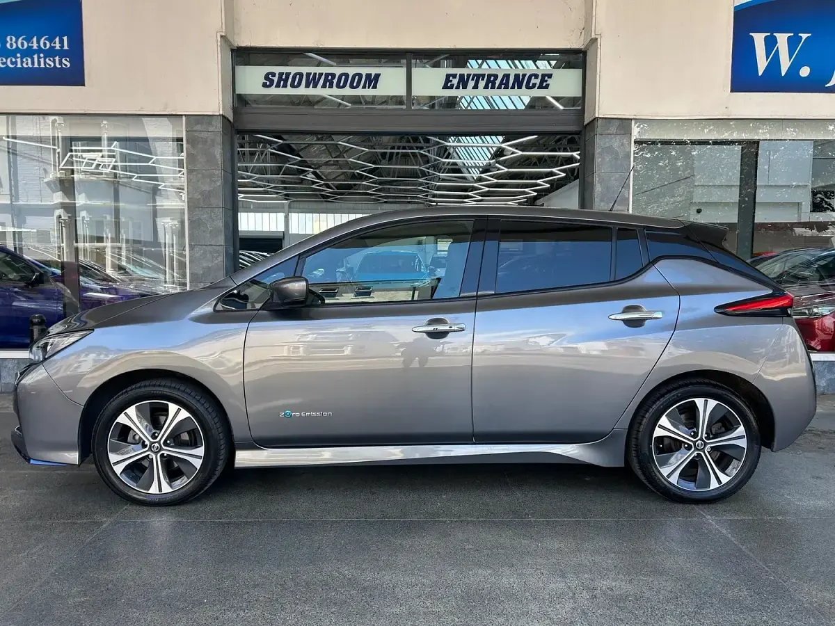 Used Nissan Leaf Tekna 160 kW (218 HP) 2020 Grey Hatchback