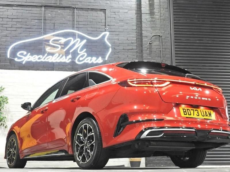 Used Kia ProCeed GT-Line 158 HP (116 kW) 2023 Red Estate