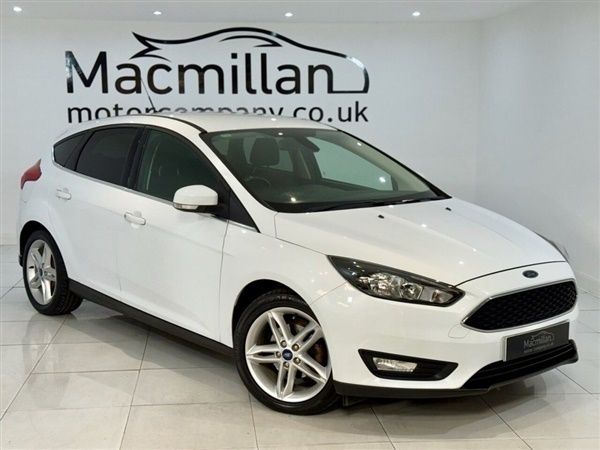 White Used 2015 Ford Focus Zetec Hatchback | £4,495 (Fair price) - Image 1/1