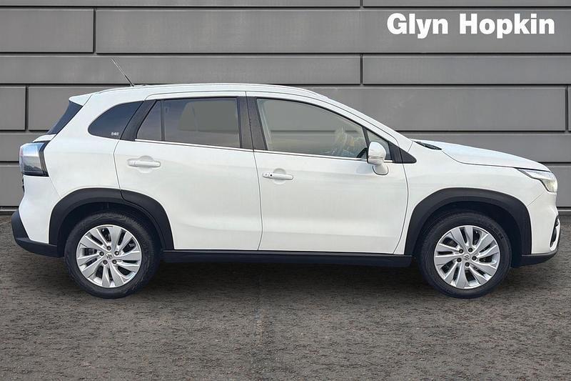 Used Suzuki SX4 2022 White Hatchback