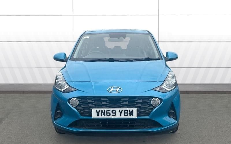 Used Hyundai i10 SE 67 HP (49 kW) 2023 Hatchback