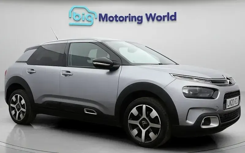 Used Citroën C4 Cactus Flair 131 HP (96 kW) 2020 Hatchback