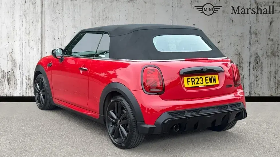 Usado Mini Cooper Sport 136 CV (100 kW) 2023 Rojo Utilitario