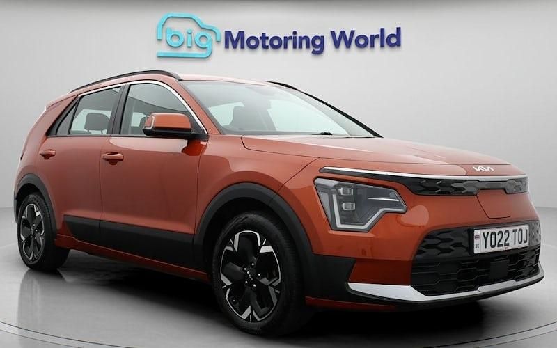 Used 2023 Kia e-Niro 2 SUV | £14,300 (Fair price) - Image 1/4