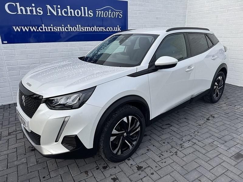 White Used 2021 Peugeot 2008 Allure SUV | £15,995 (Fair price) - Image 1/4