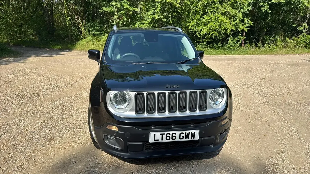 Used Jeep Renegade Limited 170 HP (125 kW) 2016 Black SUV