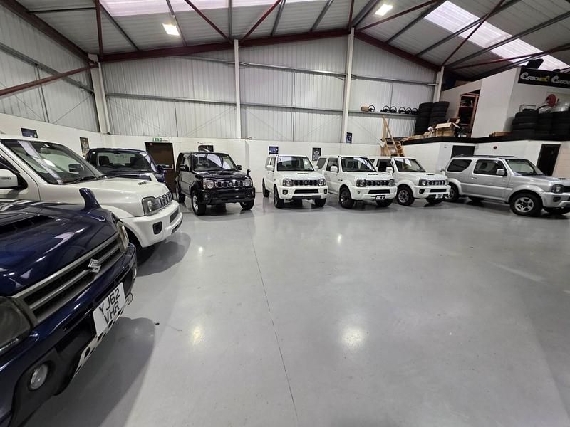 Used Suzuki Jimny 2014 Green SUV