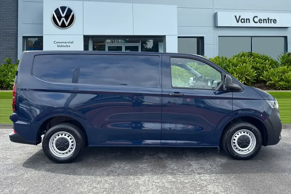 New VW Transporter 100 kW (136 HP) 2025 Blue Van
