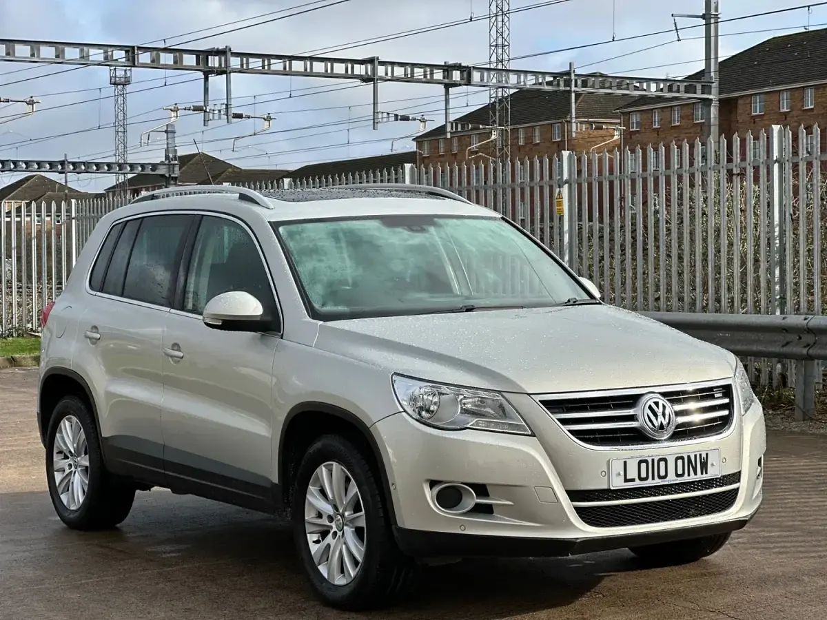 Used VW Tiguan Match 140 HP (102 kW) 2010 Silver SUV