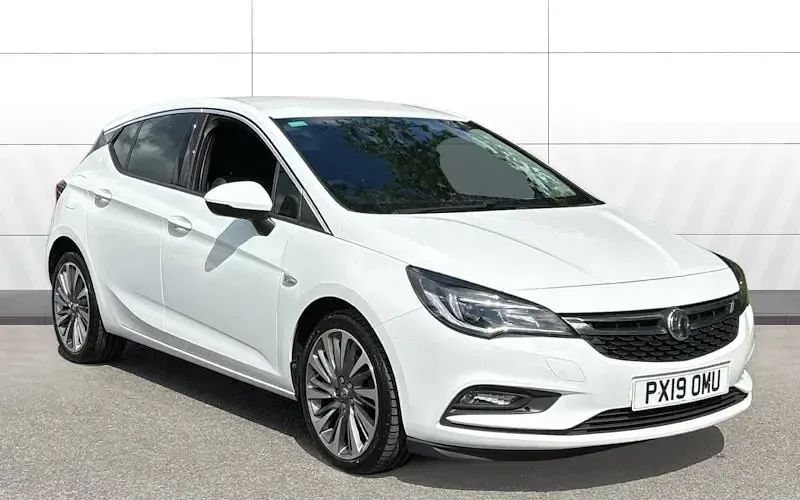Begagnad Vauxhall Astra 150 HK (110 kW) 2019 Halvkombi