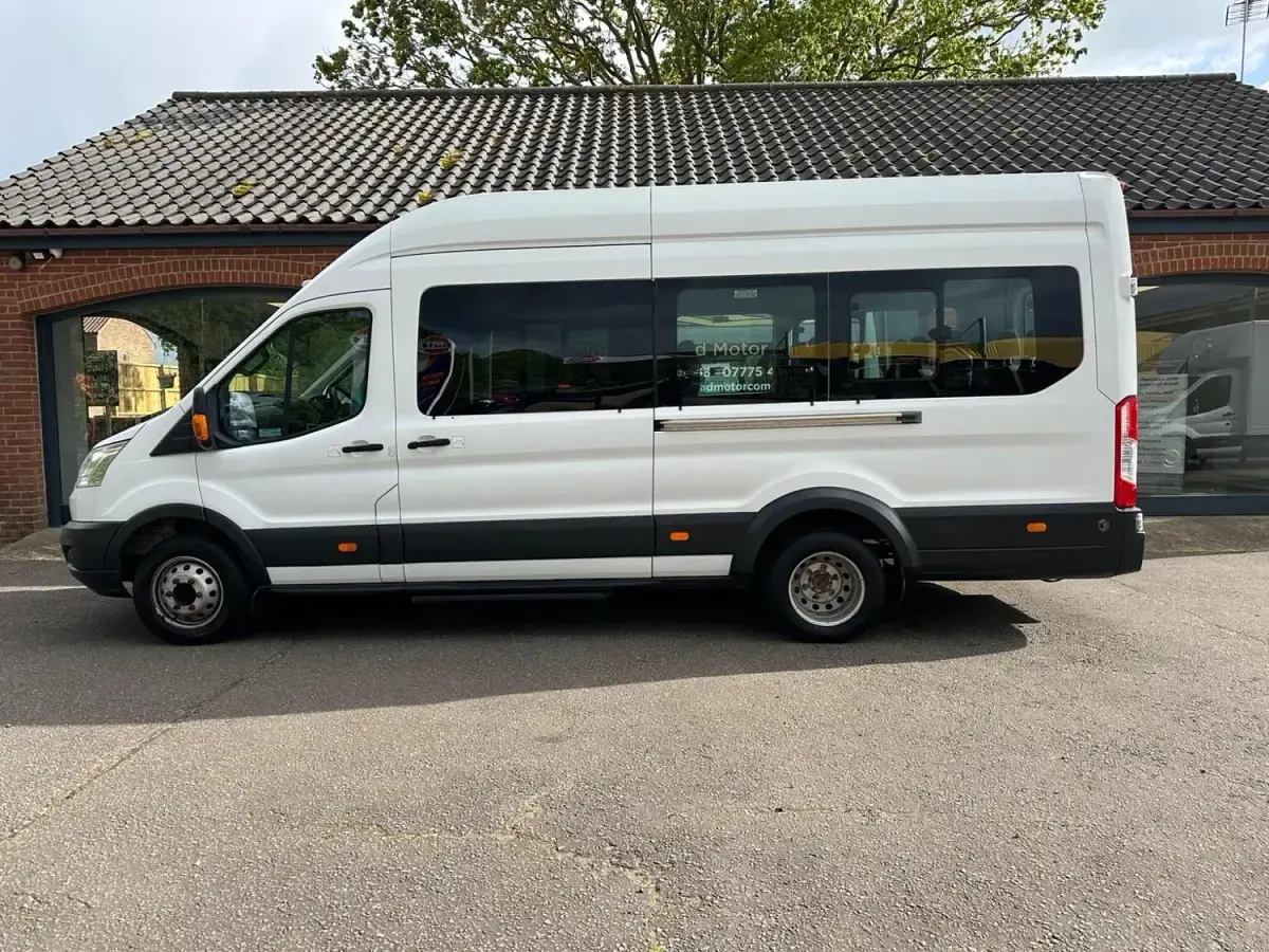 Używany Ford Transit 2014 Biały Sedan/Limuzyna