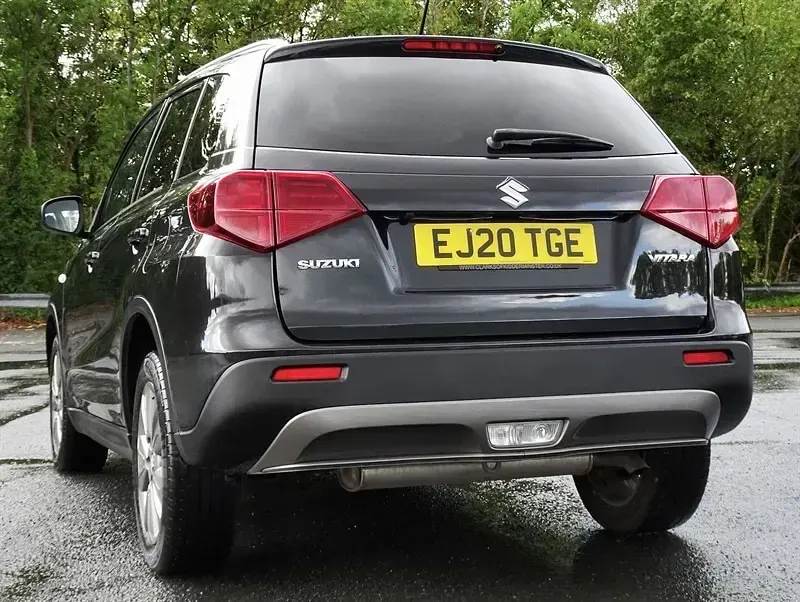 Used Suzuki Vitara SZ-T 140 HP (102 kW) 2020 Black SUV