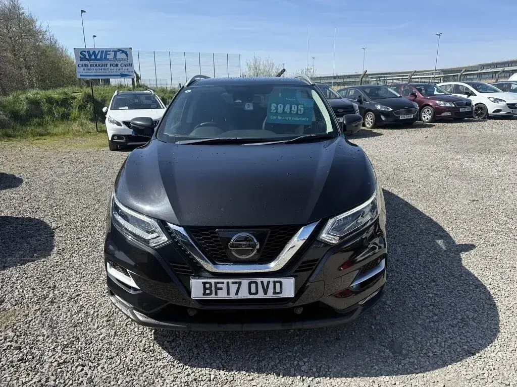 Używany Nissan Qashqai Tekna 110 KM (80 kW) 2017 Czarny SUV