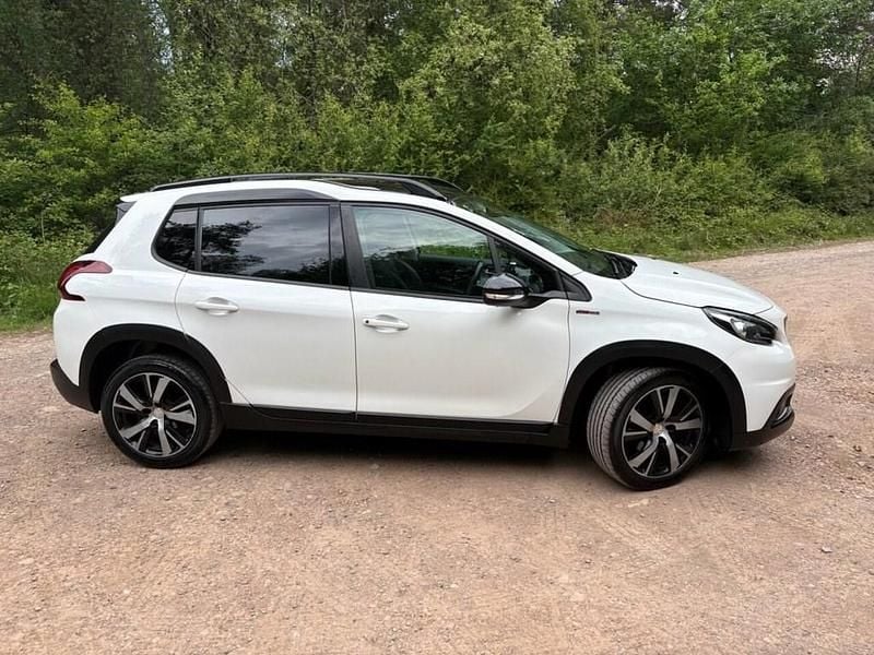 White Used 2019 Peugeot 2008 GT-line SUV | £9,495 (Super price) - Image 1/4