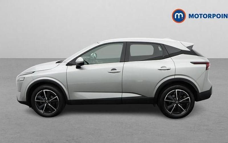 Used Nissan Qashqai Tekna 158 HP (116 kW) 2022 Silver SUV