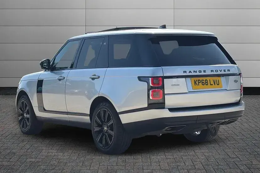 Used Land Rover Range Rover Autobiography 271 HP (199 kW) 2018 Silver SUV