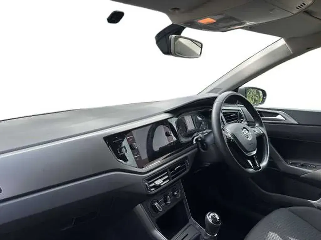 Used VW Polo SE 95 HP (69 kW) 2018 Grey Hatchback