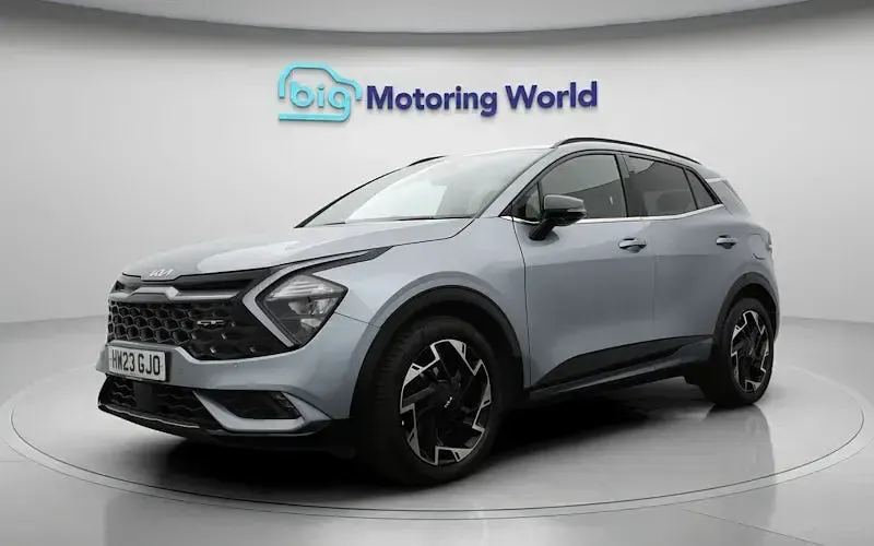 Used Kia Sportage GT-Line 150 HP (110 kW) 2023 Silver SUV
