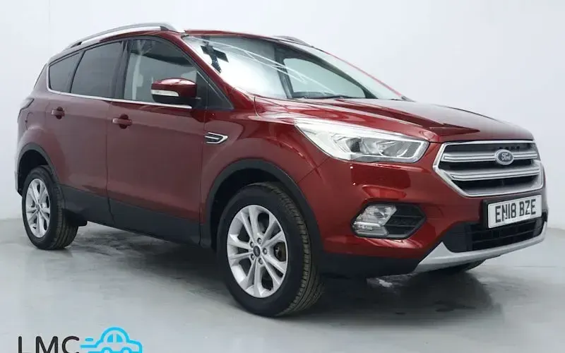 Usado Ford Kuga Titanium 120 HP (88 kW) 2018 SUV
