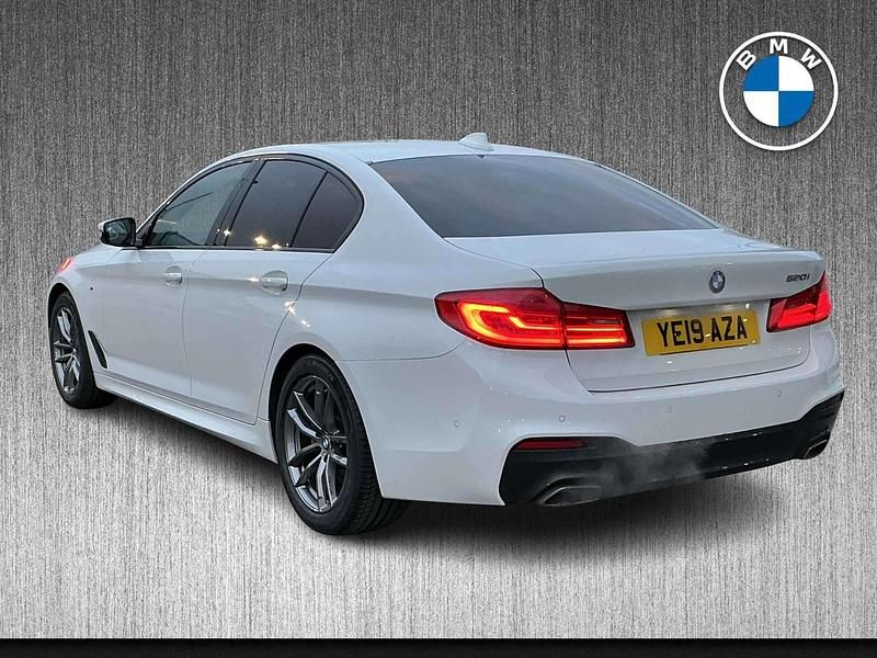 Used BMW 520 M Sport 181 HP (133 kW) 2019 White