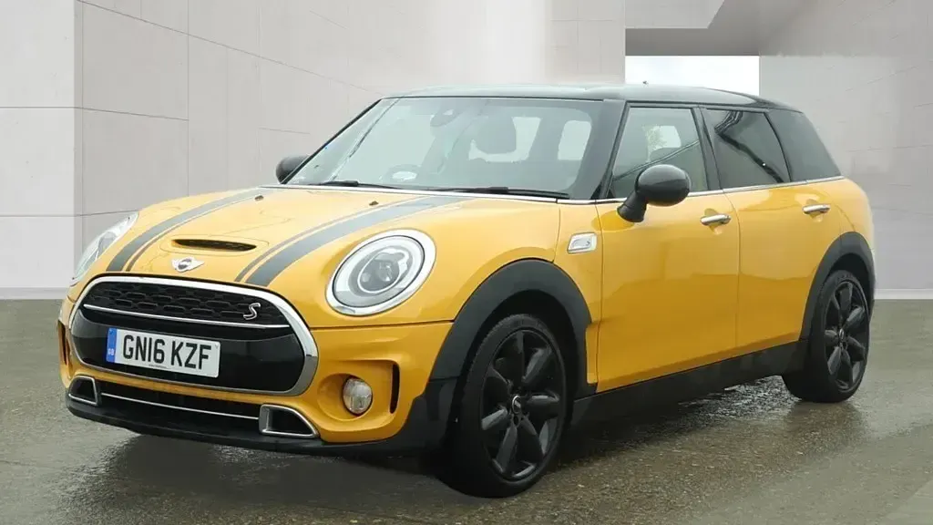 Usado Mini Cooper Clubman Chili 2016 Naranja Familiar