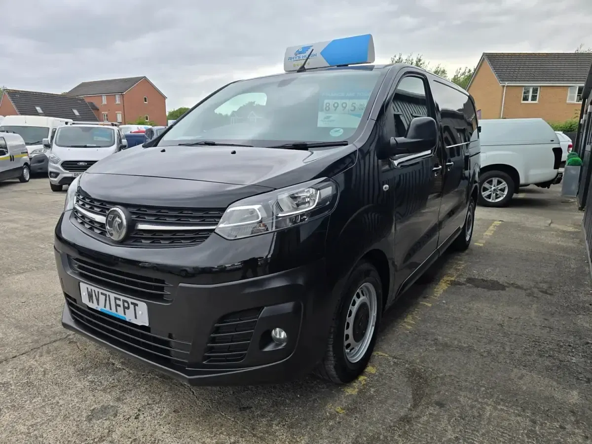 Gebraucht Vauxhall Vivaro S 120 PS (88 kW) 2021 Schwarz Van / Kleinbus