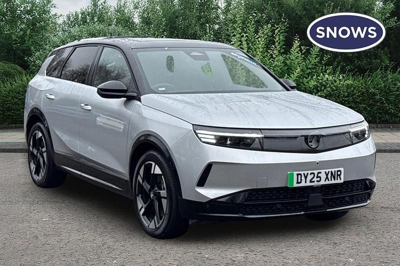 Used Vauxhall Grandland Ultimate 156 kW (213 HP) 2025 Grey SUV