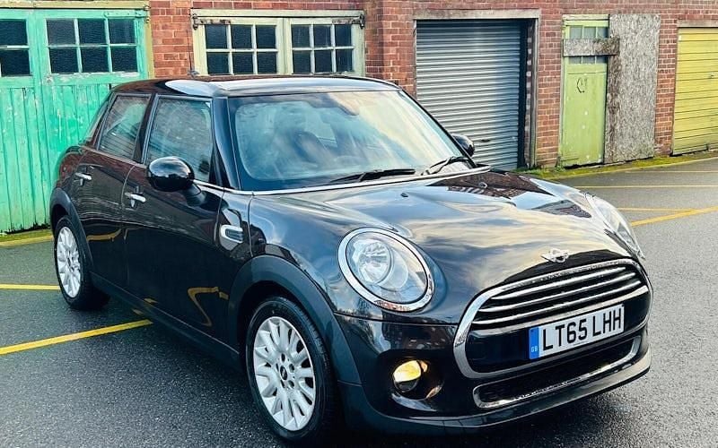 Used 2017 Mini Cooper Hatch Hatchback | £7,494 (Super price) - Image 1/4