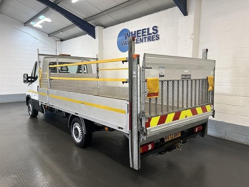 Begagnad Iveco Daily 2022 Vit Cab