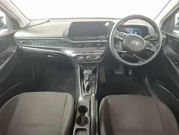 Used Hyundai i20 Advanced 100 HP (73 kW) 2024 Black Hatchback