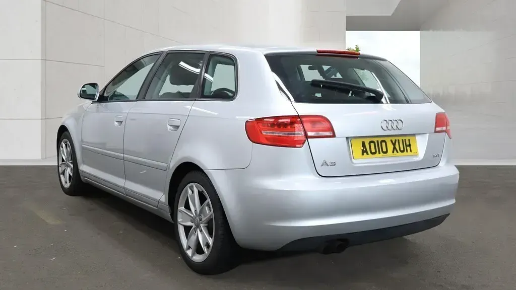 Used Audi A3 Sport 125 HP (91 kW) 2010 Silver Hatchback