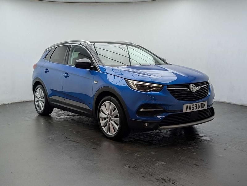 Second-hand Vauxhall Grandland X Ultimate 300 CP (220 kW) 2020 Albastru SUV