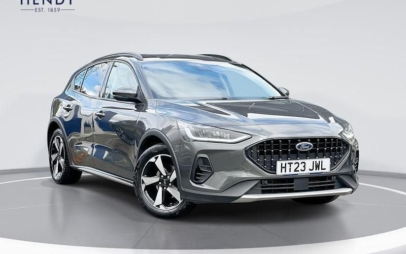 Used 2023 Ford Focus Active Hatchback | £16,999 (Fair price) - Image 1/4