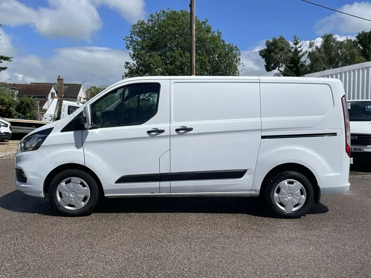 Used Ford Transit Custom Trend 130 HP (95 kW) 2020 White