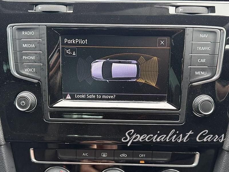 Used VW Golf VII GT 150 HP (110 kW) 2014 White Hatchback