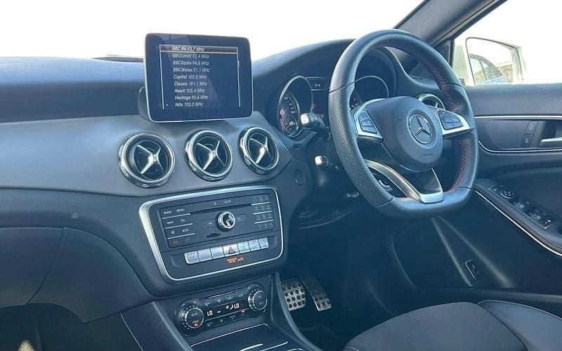 Used Mercedes GLA180 AMG line 122 HP (89 kW) 2019 Silver SUV